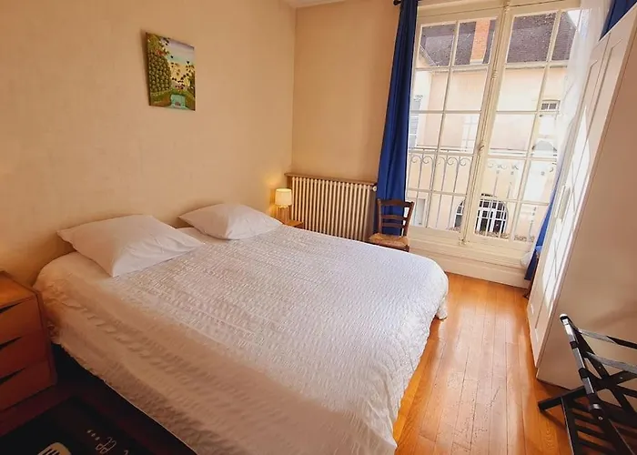 Bouchardine - Centre - Parking Gratuit - Hospices Gæstehus 4*