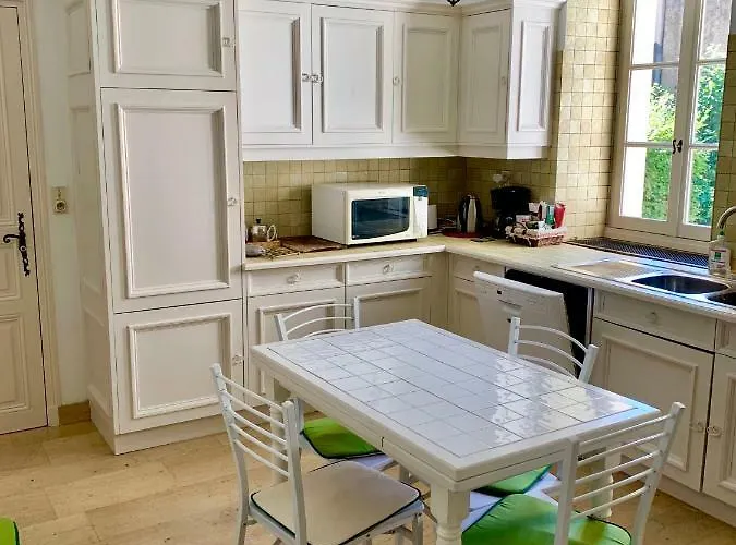 ゲストハウス Bouchardine - Centre - Parking Gratuit - Hospices ボーヌ